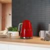 SMEG KONVICE CERVENA SCENA 02