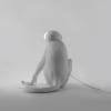 Stolní lampa MONKEY SITTING 32 cm, bílá, Seletti