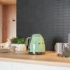 SMEG KONVICE MINI PASTELOVA ZELENA SCENA 02
