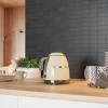 SMEG KONVICE MINI KREMOVA SCENA 02