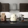 SMEG KONVICE MINI KREMOVA SCENA 01