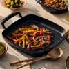 Venkovní grilovací koš BBQ 30 cm, černá, litina, Le Creuset