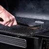 Čistíci kartáč na grily HOT N' COLD, Traeger